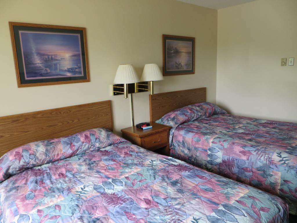 Cobblestone Inn & Suites - Merrill Quarto foto